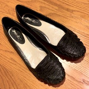 Yosi Samra Crocodile Textured Leather Flats